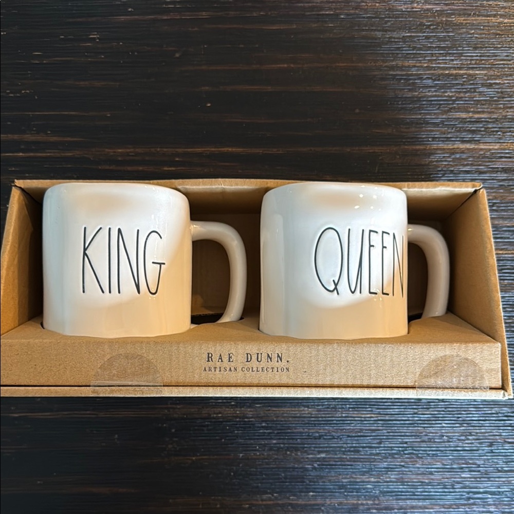 Rae Dunn Artisan Collection King and Queen Mugs - Cream